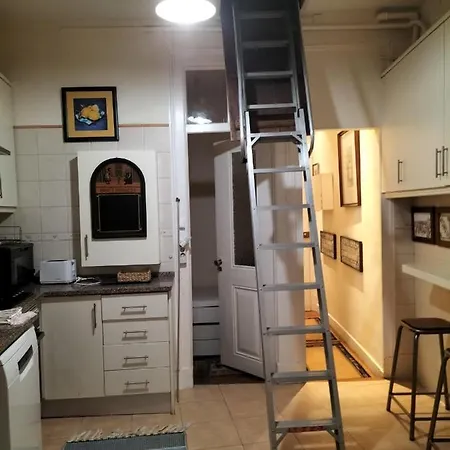 Vintage Happiness Flat Near Avenida Da Liberdade شقة *