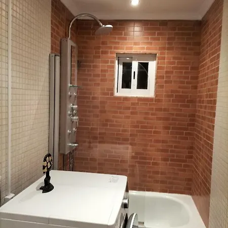 Vintage Happiness Flat Near Avenida Da Liberdade شقة
